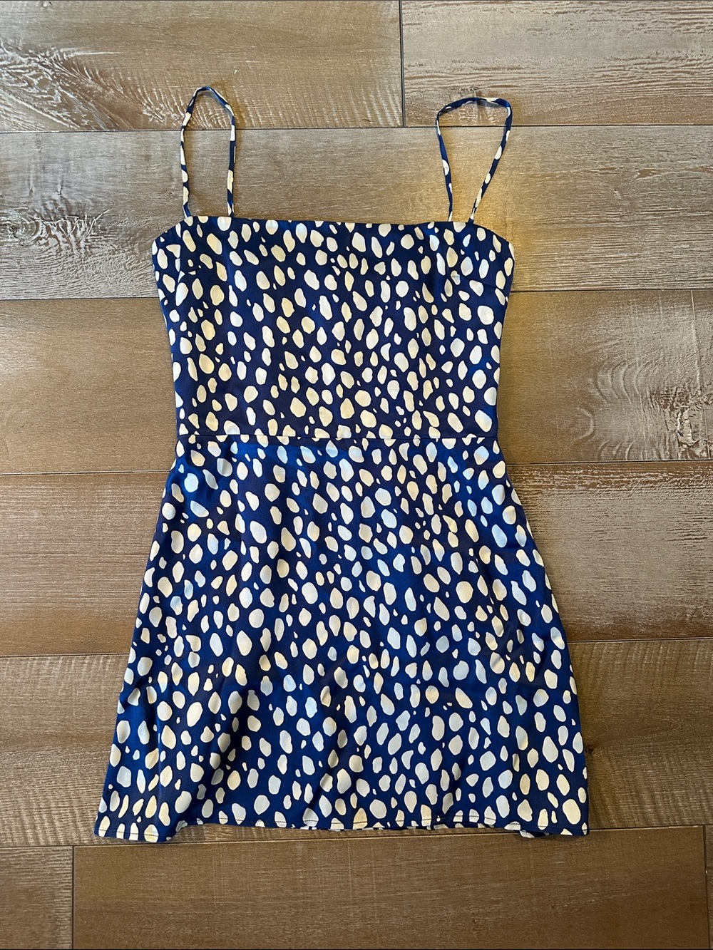 Reformation silk Navy Blue and white/Cream Spotted Mini Dress like new